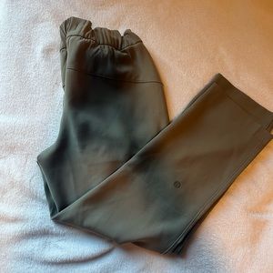 LULULEMON GREEN PANTS, 2